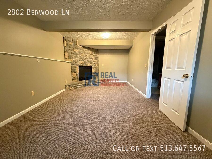 2802 Berwood Ln - Photo 5 of 23