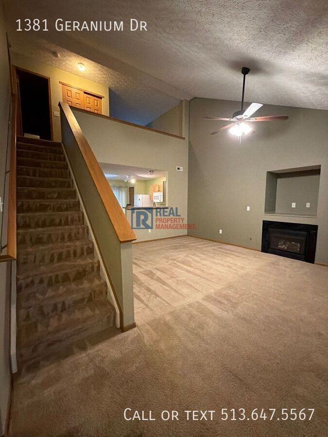 1381 Geranium Dr - Photo 2 of 34