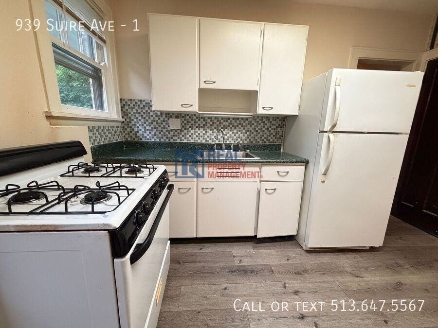 939 Suire Ave #1 - Photo 3 of 15