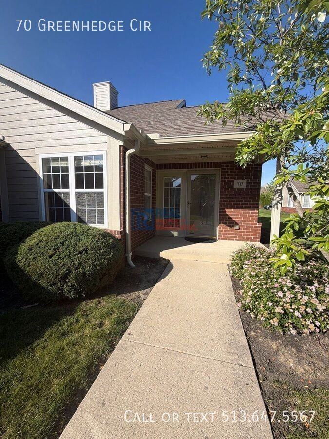 70 Greenhedge Cir - Photo 2 of 35