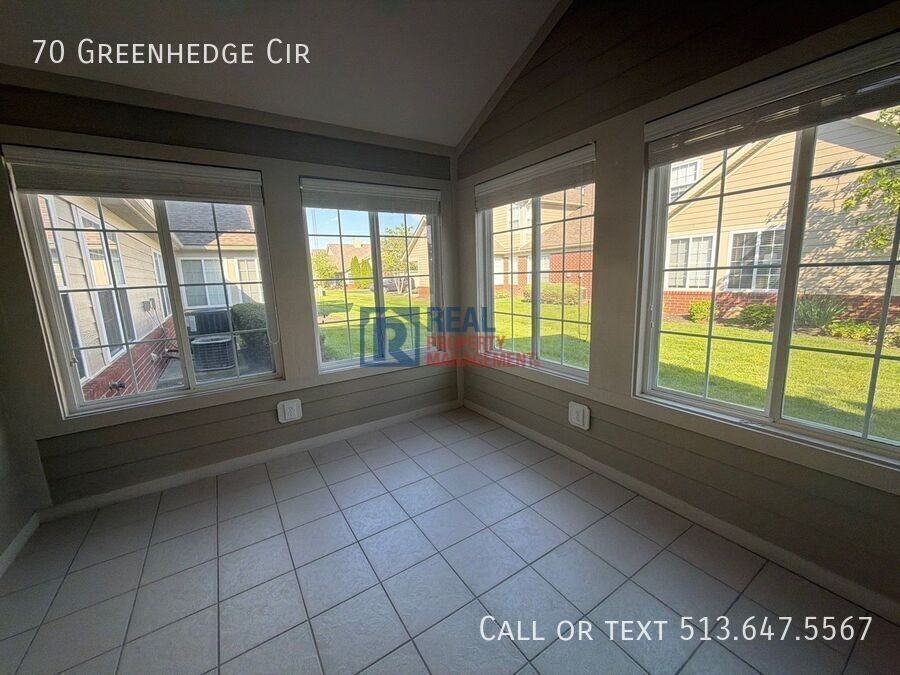 70 Greenhedge Cir - Photo 5 of 35