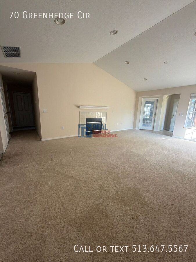 70 Greenhedge Cir - Photo 7 of 35