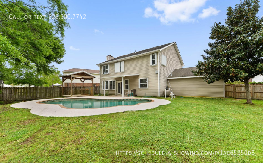 2073 Stone Bridge Dr - Photo 2 of 24