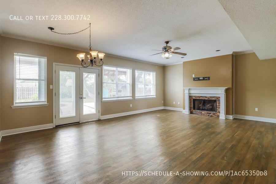 2073 Stone Bridge Dr - Photo 7 of 24