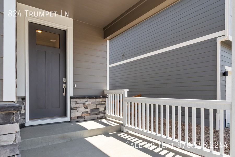 824 Trumpet Ln - Photo 3 of 26