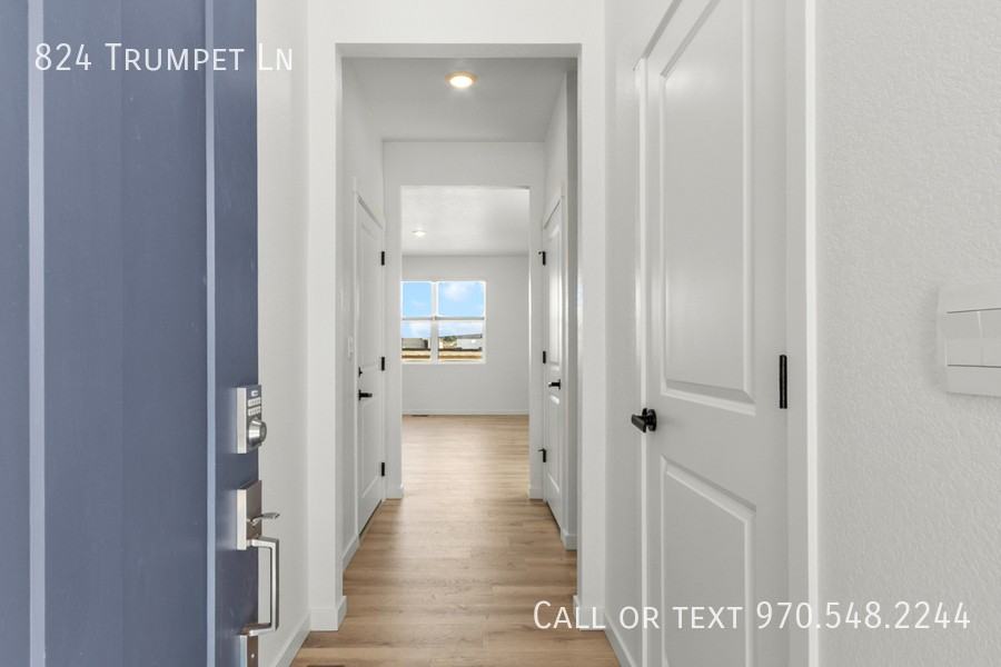 824 Trumpet Ln - Photo 4 of 26
