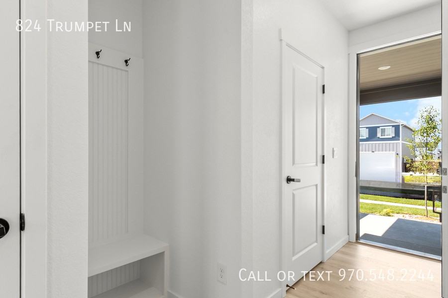 824 Trumpet Ln - Photo 5 of 26