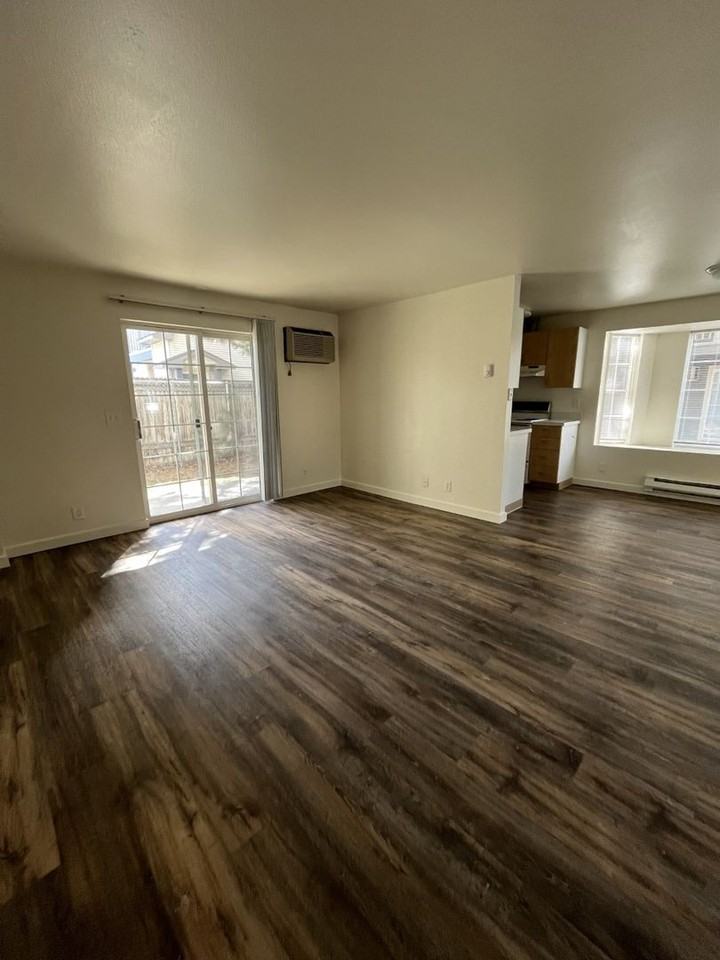 1408 N Raymond St #204 - Photo 2 of 16