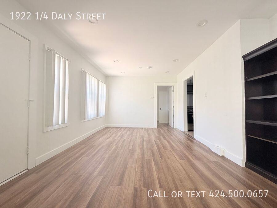 1922 1/4 Daly St - Photo 3 of 15