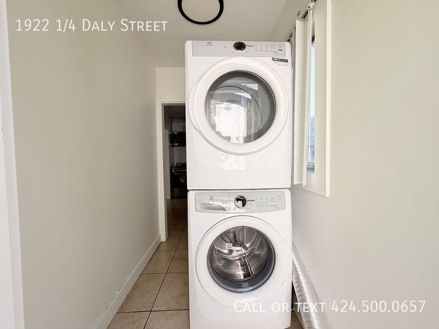 1922 1/4 Daly St - Photo 7 of 15