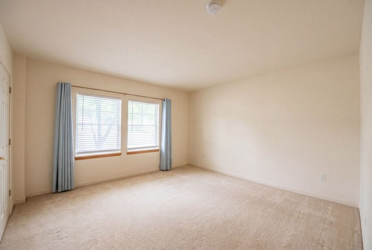 181 Lower Main St - Photo 6 of 9