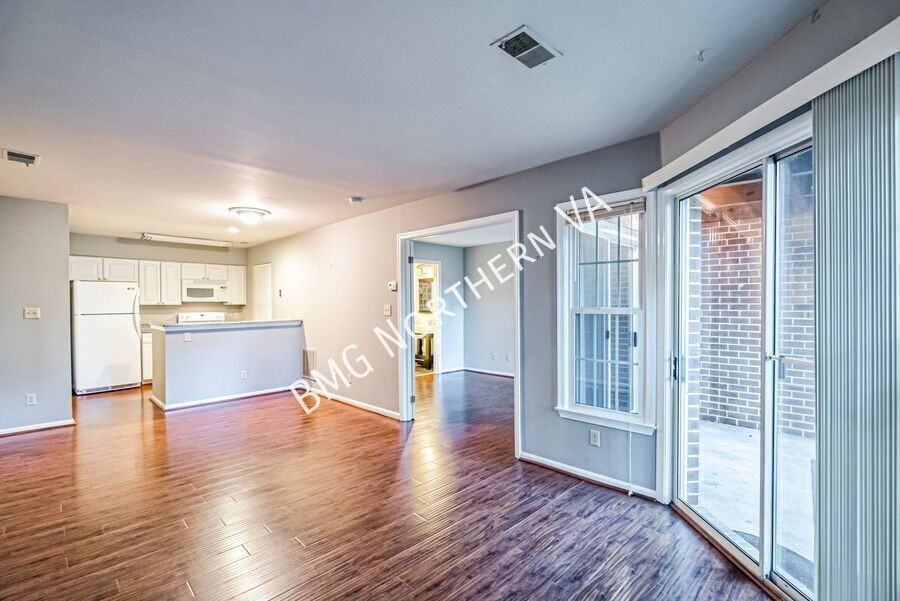 11114 Beaver Trail Ct - Photo 4 of 18