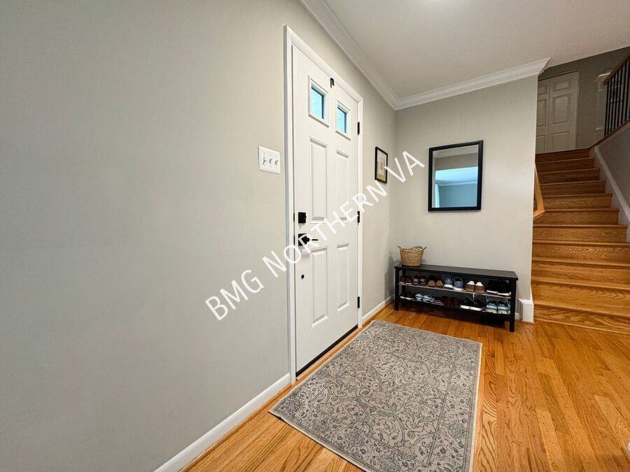 404 Onondio Cir Se - Photo 3 of 44