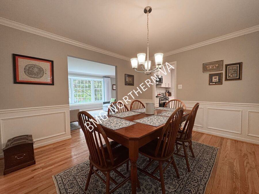 404 Onondio Cir Se - Photo 6 of 44
