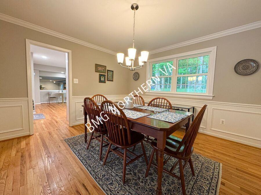 404 Onondio Cir Se - Photo 7 of 44