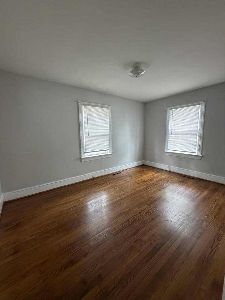 164B Nelson St - Photo 5 of 7