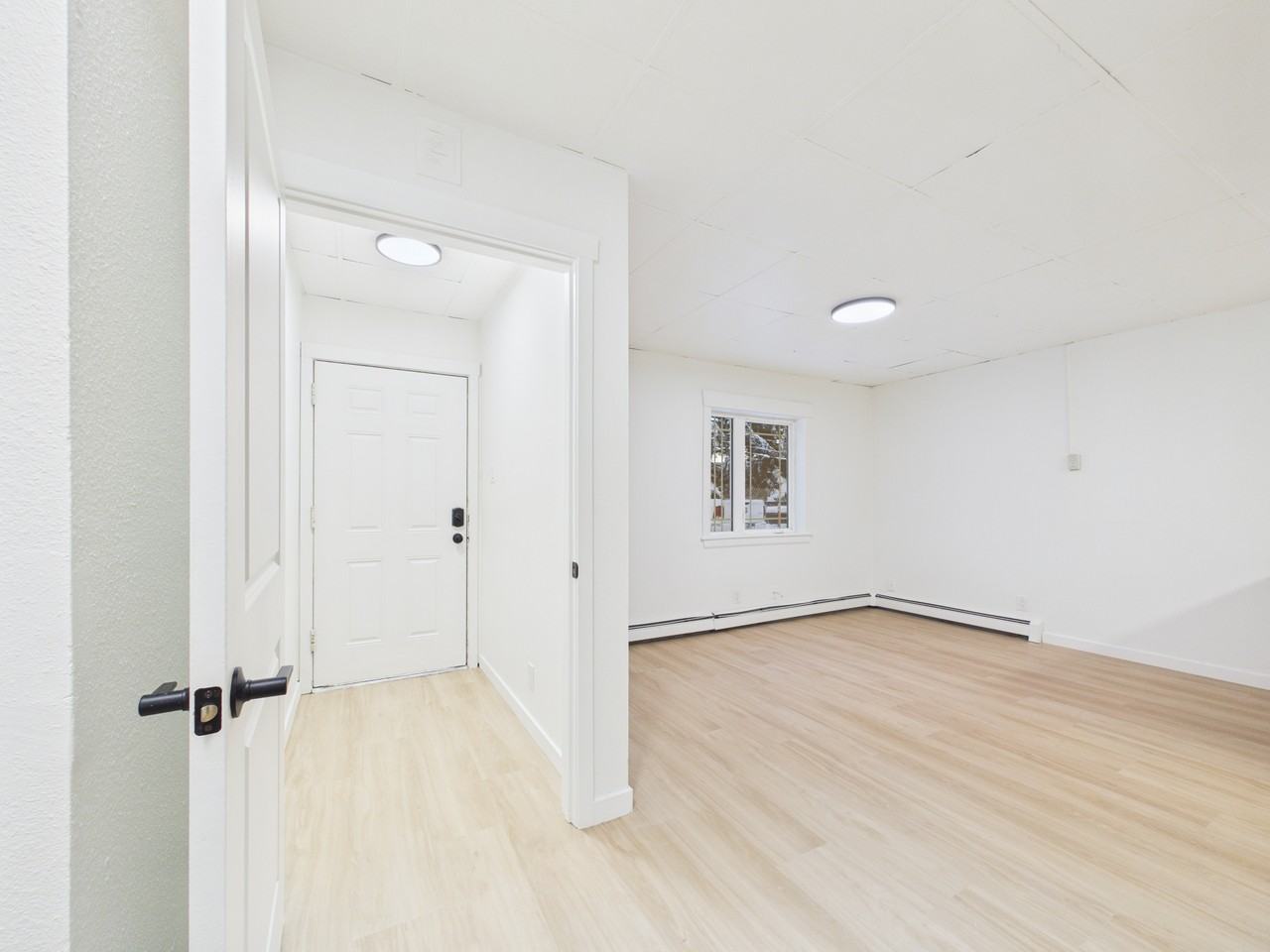 913 Gilmore St #I - Photo 2 of 8