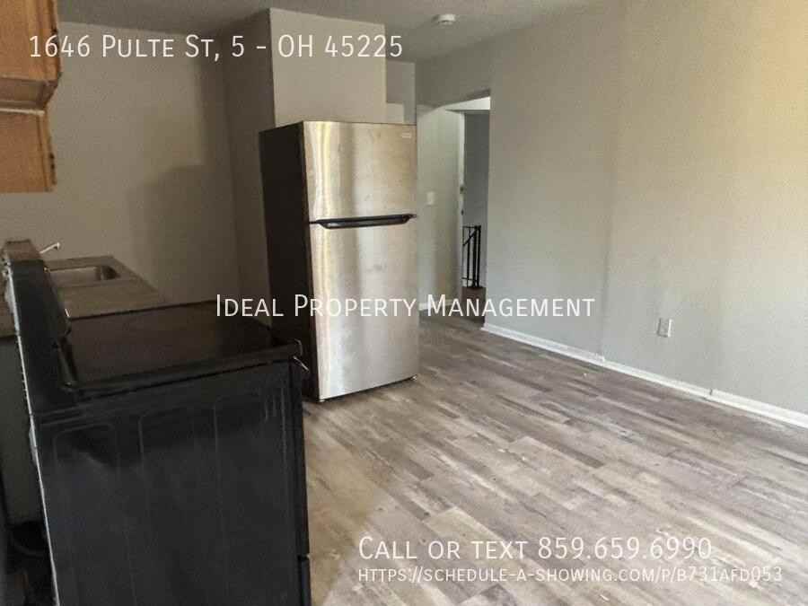 1646 Pulte St - Photo 2 of 8