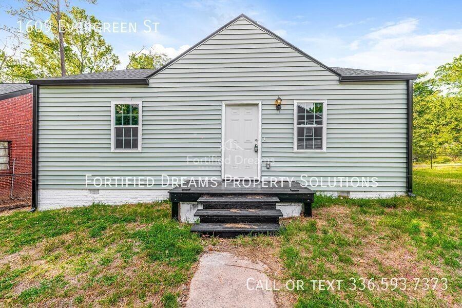 1609 Evergreen St - Photo 2 of 30