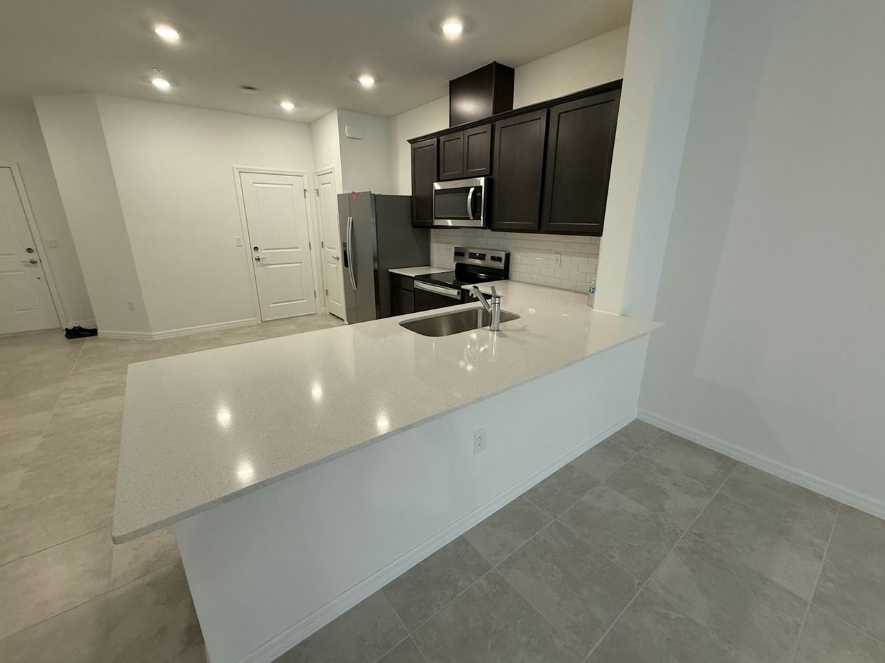 3223 Canyon Bay Point - Photo 4 of 26