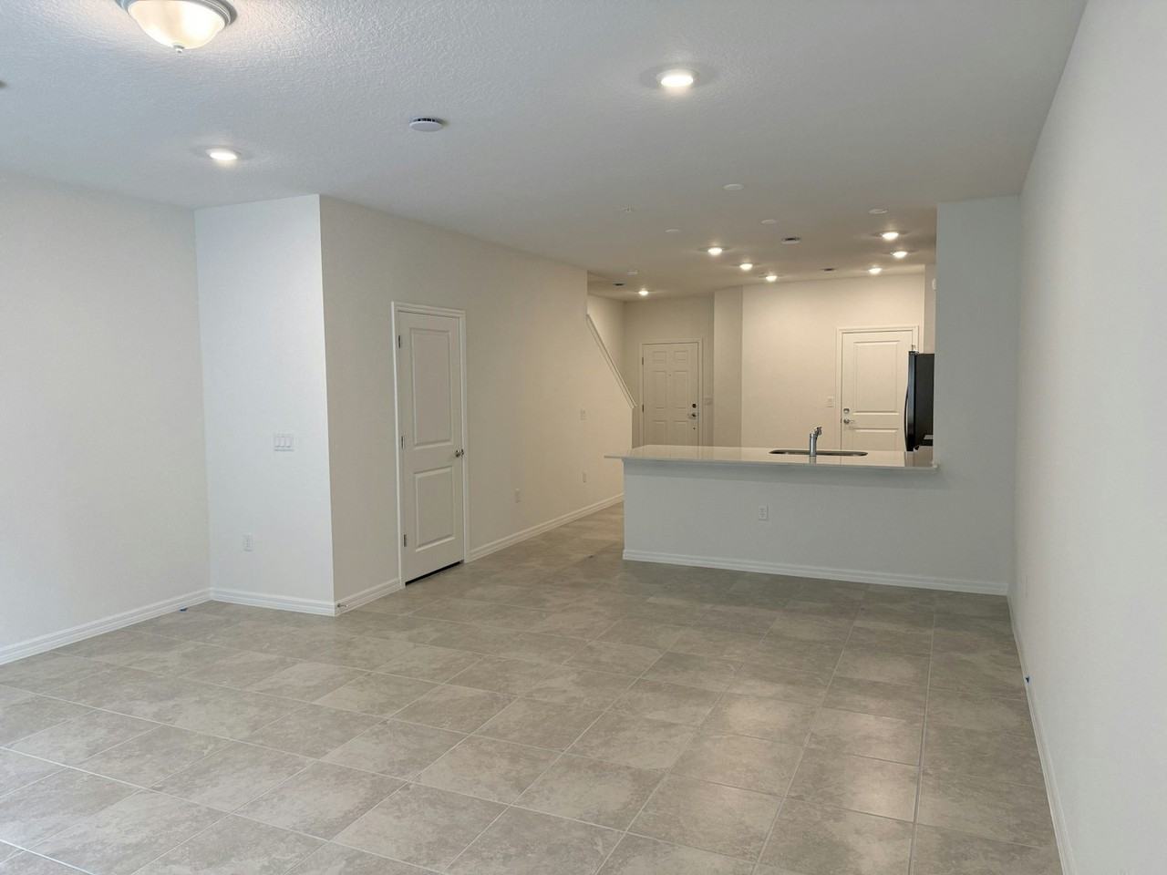 3223 Canyon Bay Point - Photo 7 of 26