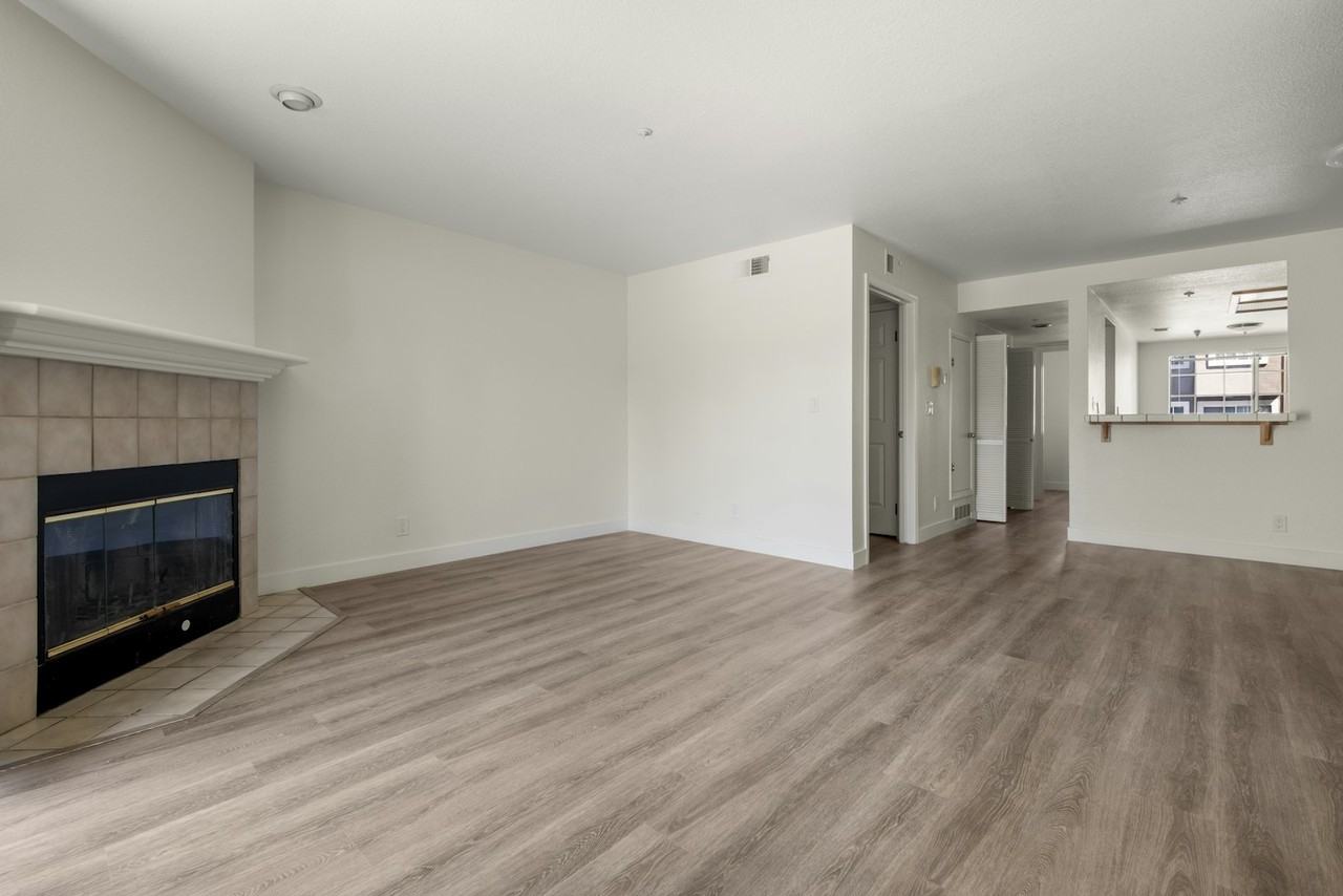55 Donada Place - Photo 7 of 36