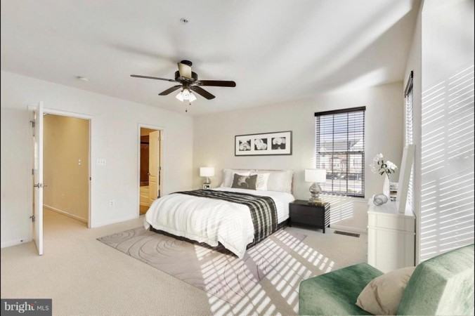 22982 Newcut Rd - Photo 3 of 11