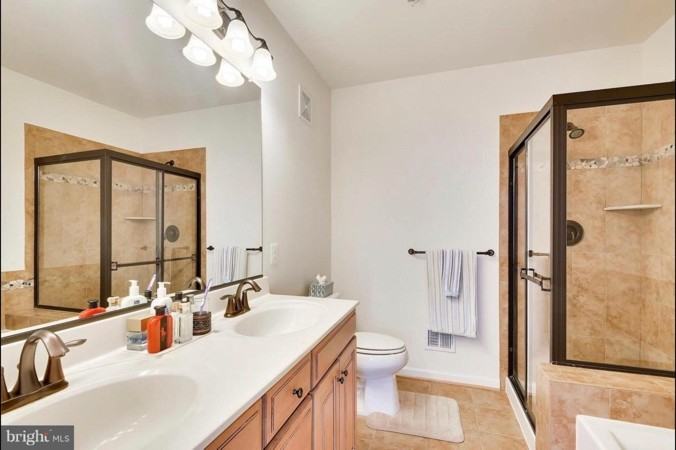 22982 Newcut Rd - Photo 4 of 11