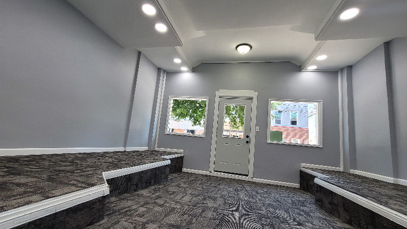 6013 Vine St - Photo 2 of 8