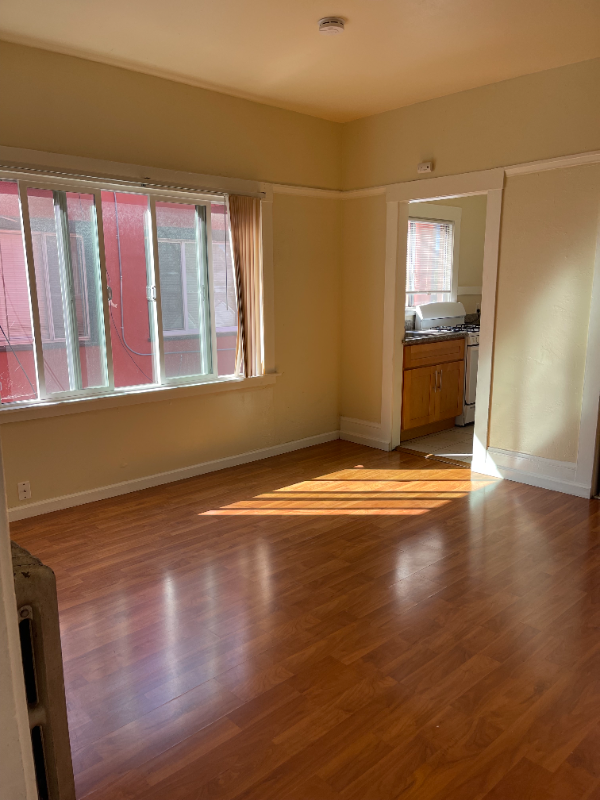 3524 Foothill Blvd #16 - Photo 3 of 10