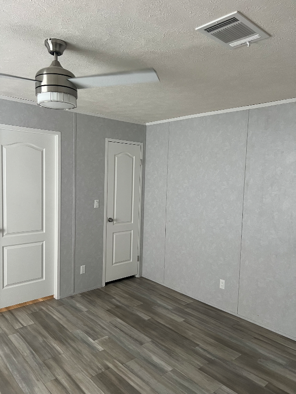 13353 Old Harmony Rd - Photo 5 of 11