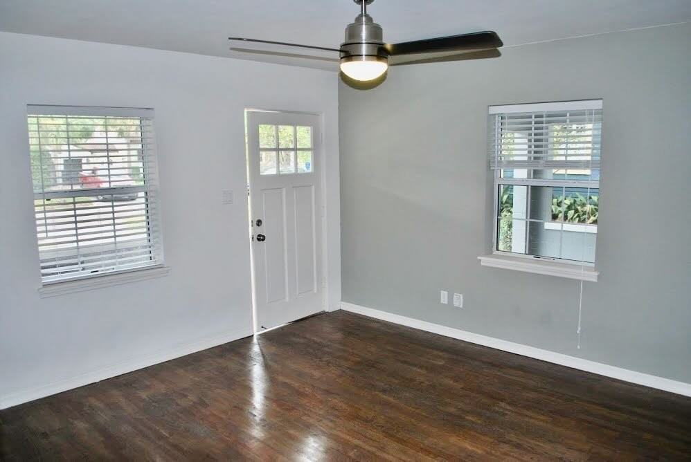 111 S Lawsona Blvd - Photo 6 of 10