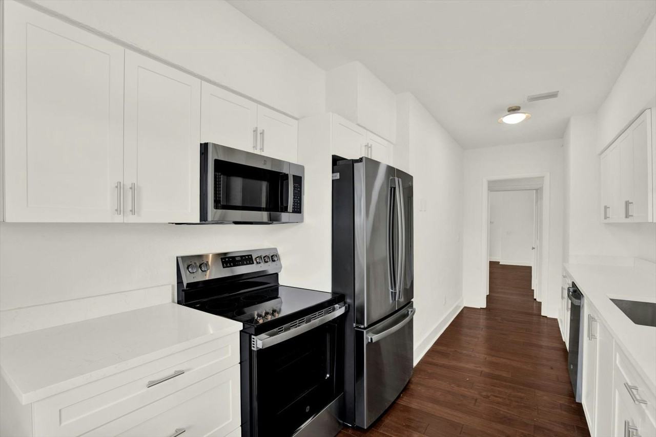1614 North Osceola Avenue - Photo 6 of 33