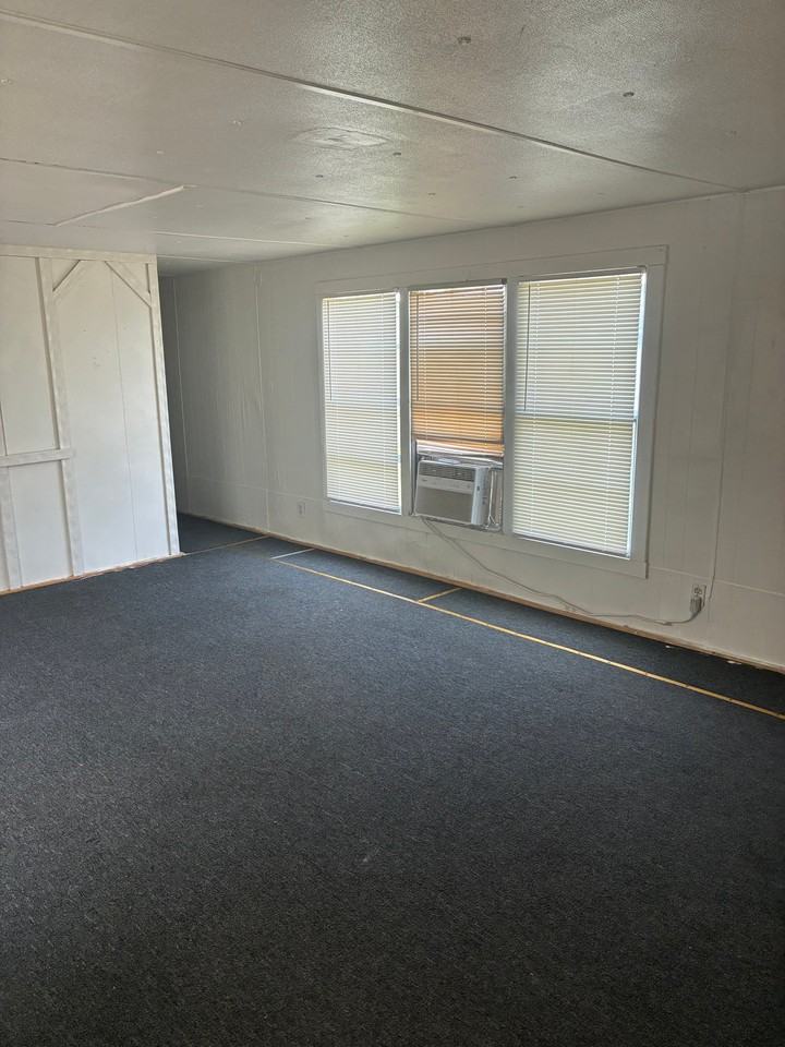 1801 S Businessunit #10 - Photo 3 of 28