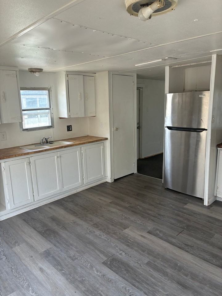 1801 S Businessunit #10 - Photo 6 of 28