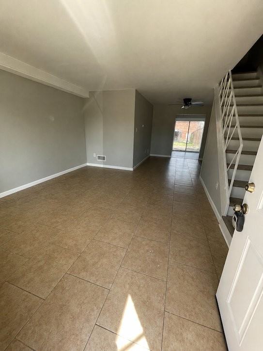 31 Rose Ln - Photo 3 of 15