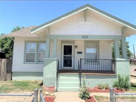 featured image of 1029 E 5th St