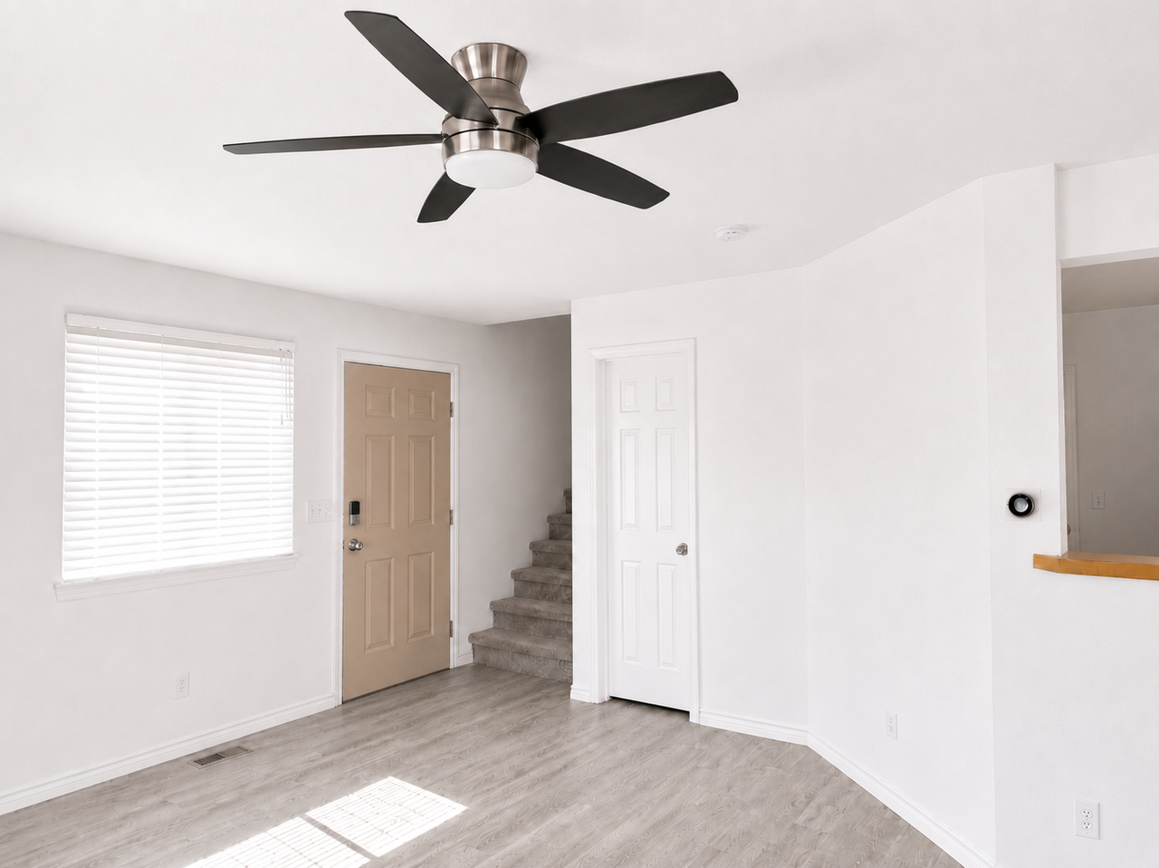 94 Mountain Shadows Ln - Photo 2 of 19