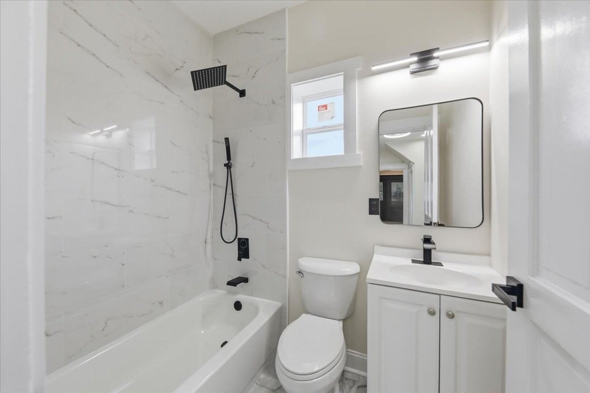 4627 Mc Neil Avenue - Photo 3 of 28