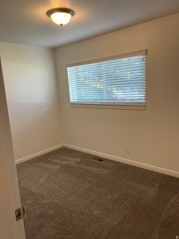 394 E St #4 - Photo 7 of 17