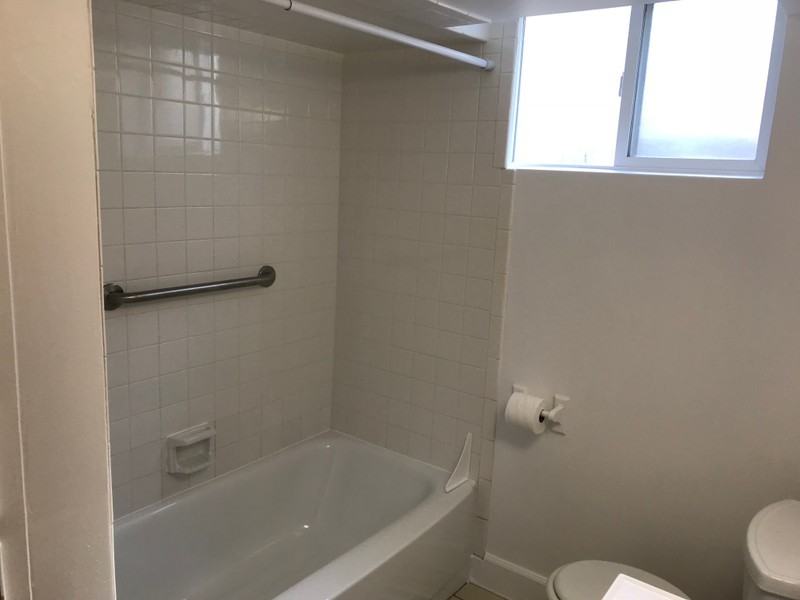 5122 Sw - Photo 3 of 12