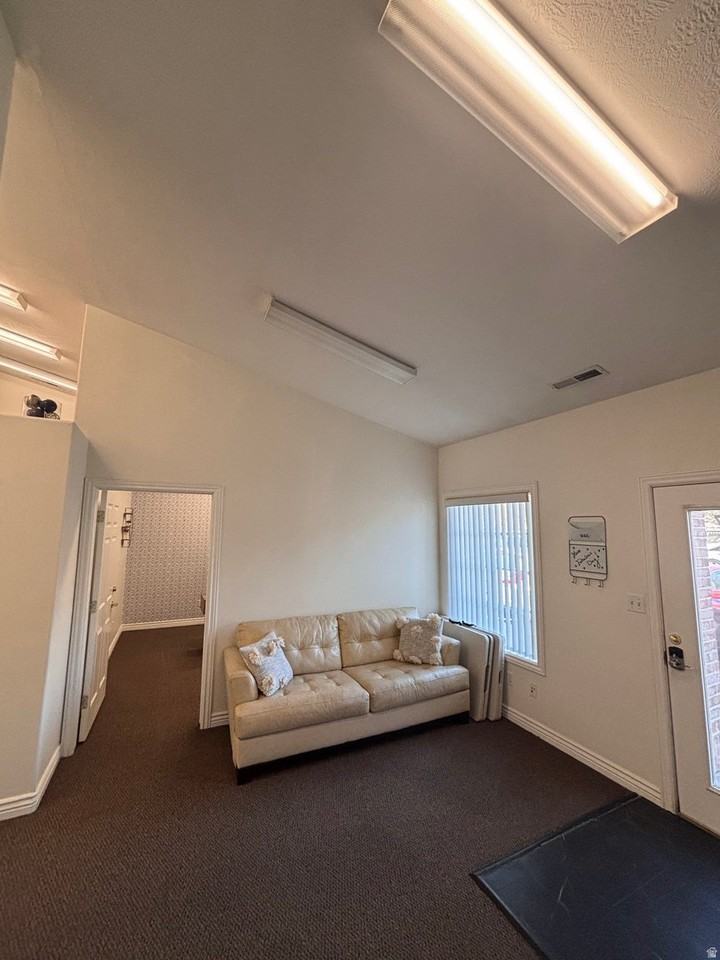 9661 Se #OFC - Photo 4 of 20