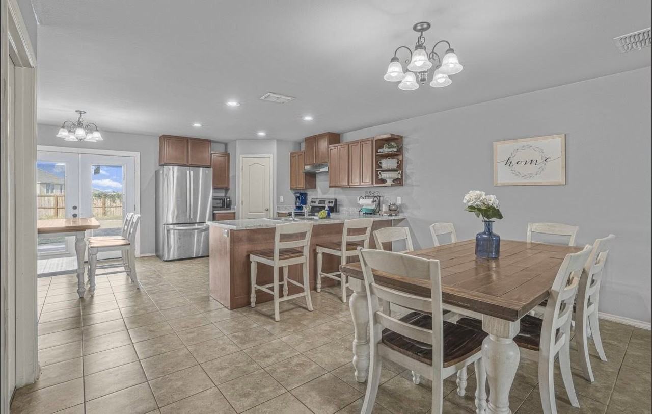 3330 La Terraza Way - Photo 3 of 16