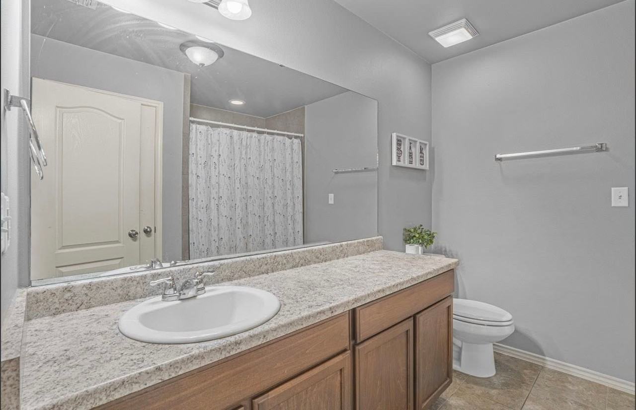 3330 La Terraza Way - Photo 7 of 16
