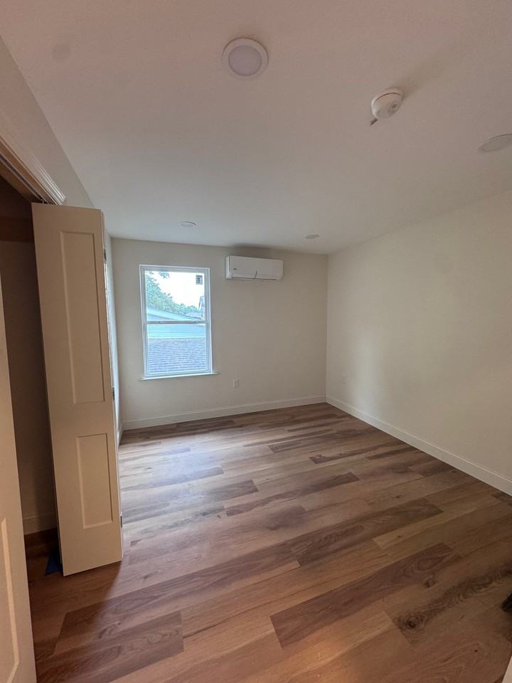 103 Shirley St #A - Photo 6 of 9