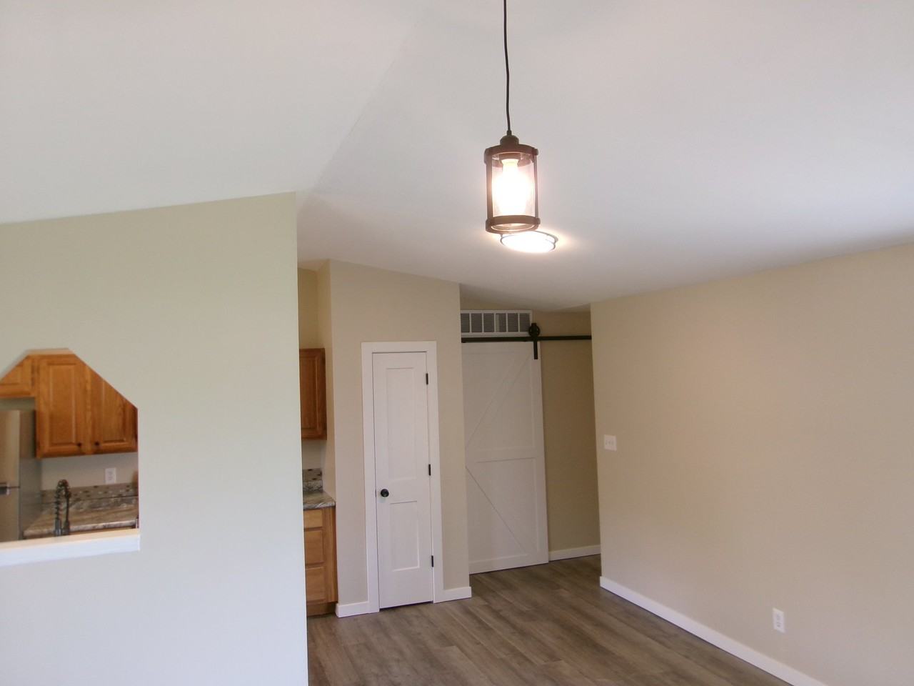 307 Palomino Ln - Photo 7 of 11