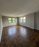 featured image of 1112 Riverside Ave #4G