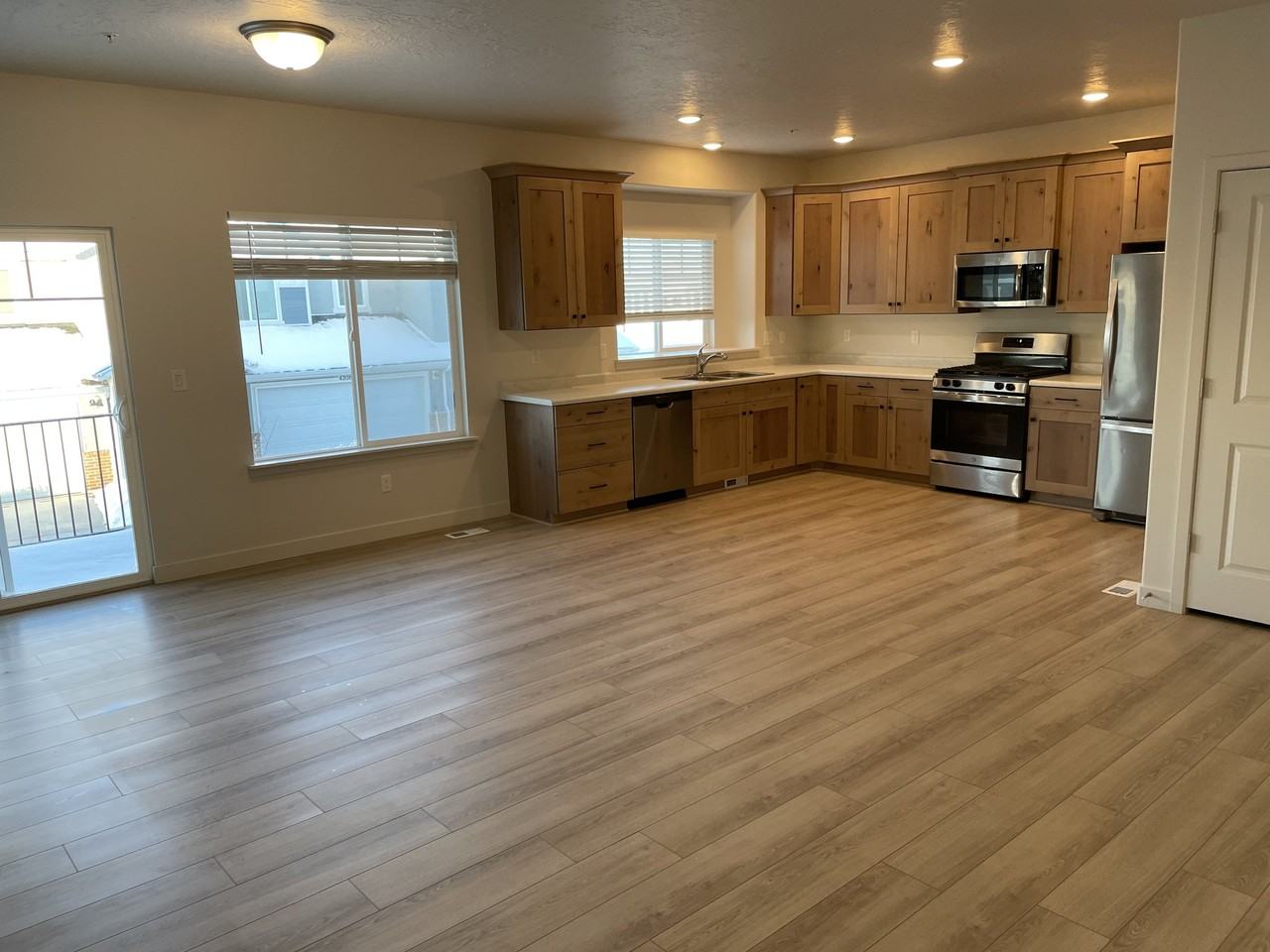 4209 W Flight Park Ct - Photo 3 of 11