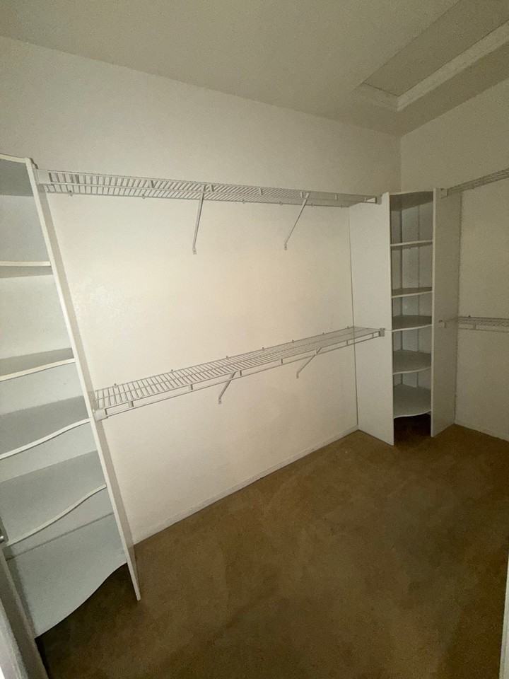 2152 Jade Creek St - Photo 6 of 14