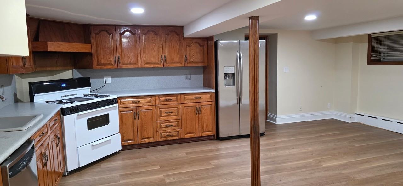 43-34 163rd St #1stLEVEL - Photo 3 of 6